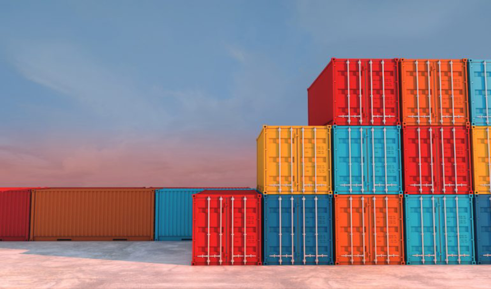 How to Clear Customs and Avoid a Cross-Border Delivery Disaster