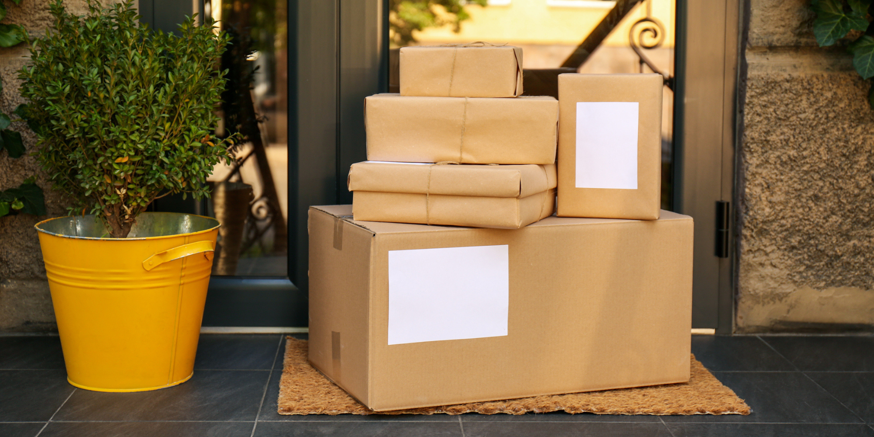 Black Friday eCommerce Playbook: 7 Shipping Strategies to Boost BFCM Conversions in 2026
